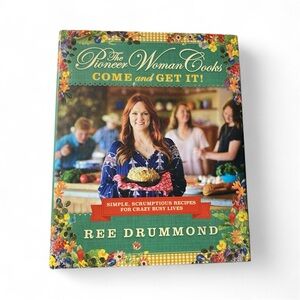 Pioneer Woman cookbook - Come and Get It. Dust jacket- Family, Photos, Recipes